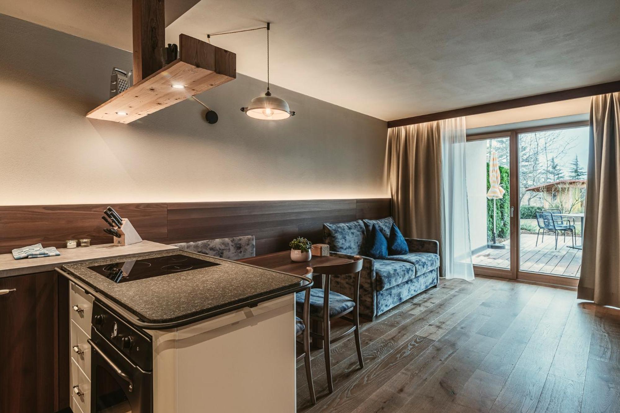 Hosler Aparthotel Merano Bagian luar foto