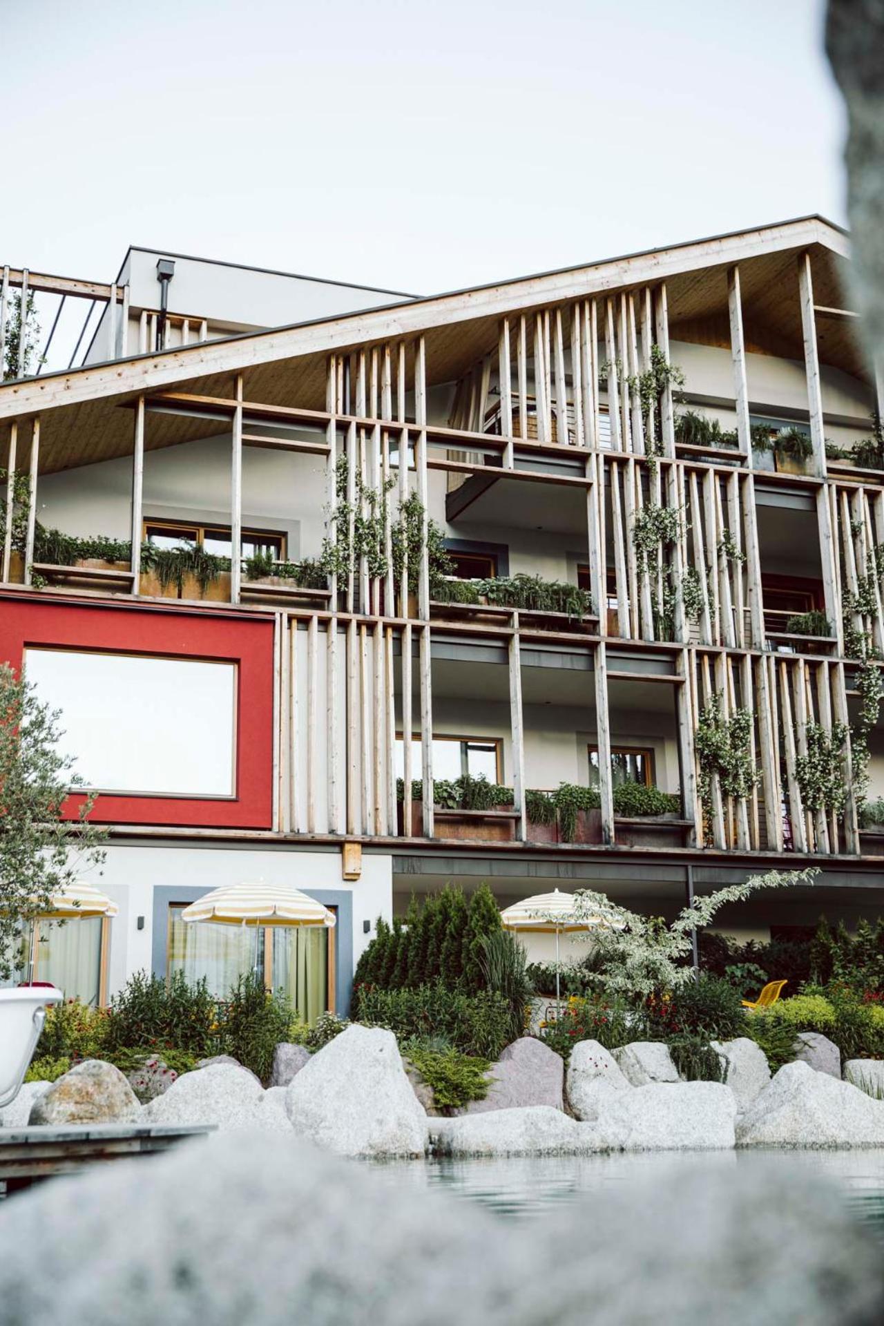 Hosler Aparthotel Merano Bagian luar foto