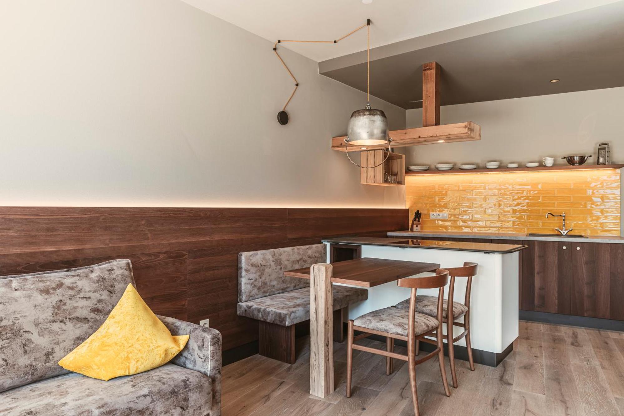 Hosler Aparthotel Merano Bagian luar foto