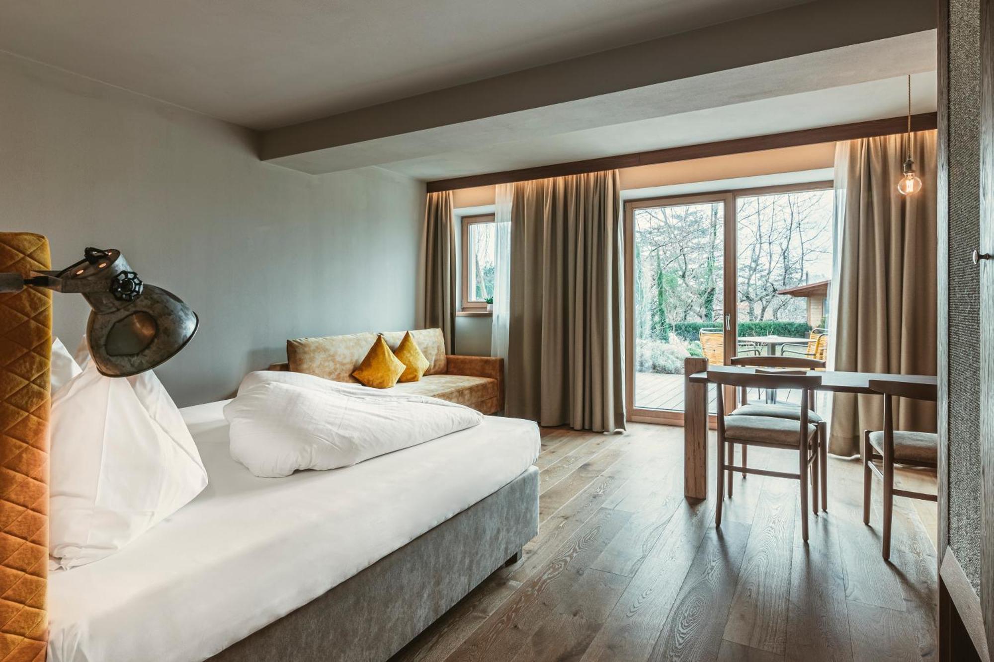 Hosler Aparthotel Merano Bagian luar foto